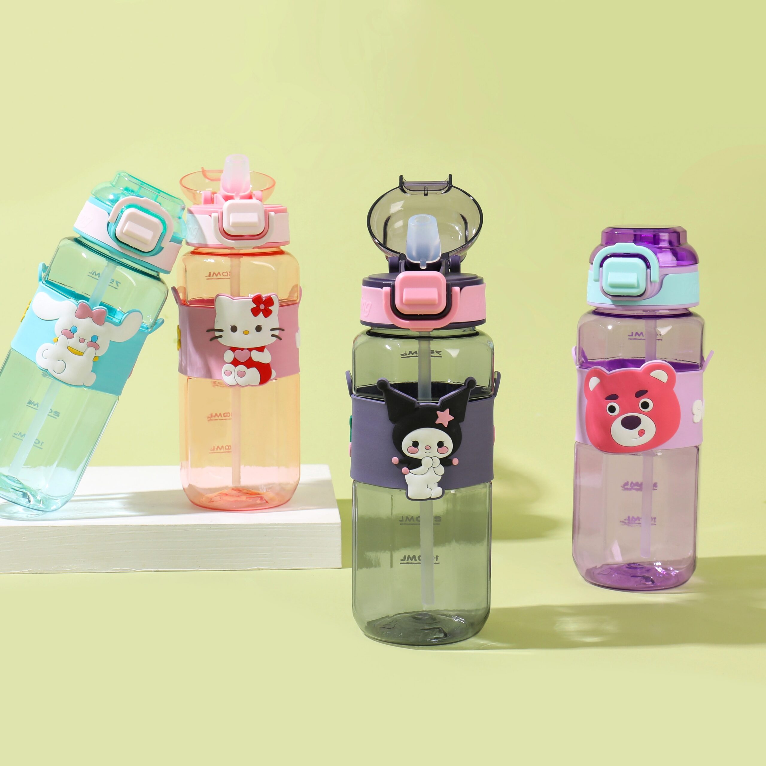 character-themed-kawaii-sports-water-bottles-500-ml-aayatmart
